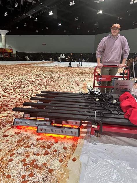 Pizza Hut breaks Guinness World Record with arena-size pizza