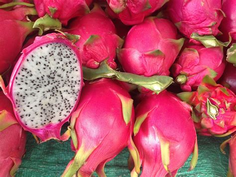 11+ Amazing Health Benefits Of Dragon Fruit For Skin, Hair And Health