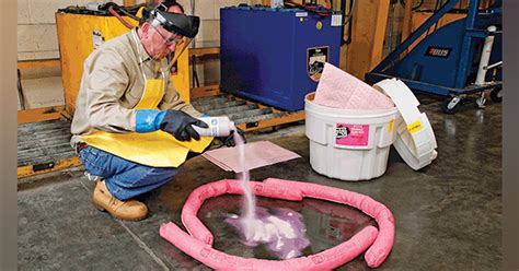 Spills: Clean Them Up or Call In the Hazmat Team? | EHS Today