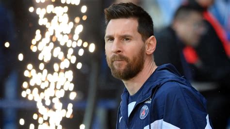 Watch Inter Miami Fans Call Out for 'Messi' Amid Links to PSG Star