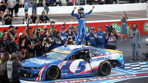 Kyle Larson wins NASCAR Cup Series championship at Phoenix Raceway - CNN