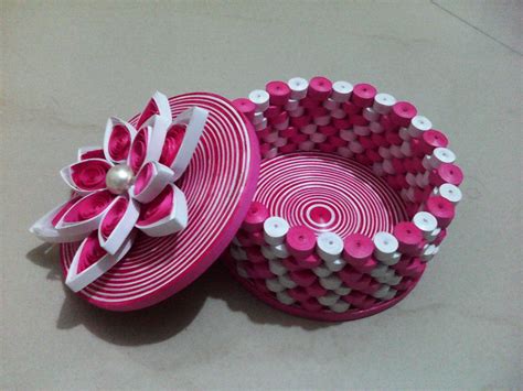 About Quilling art and Quilling designs - Quilling designs