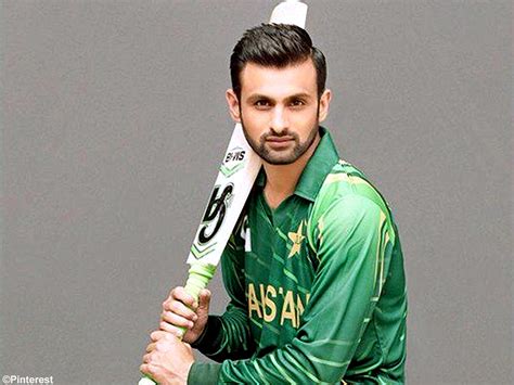 Shoaib Malik set to become captain once again - Sports - Business Recorder