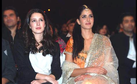 Isabella and Katrina Kaif Family Photo: Katrina Kaif Wallpapers