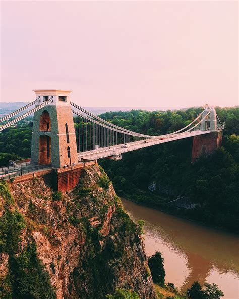 Clifton Suspension Bridge, Bristol, England At Sundown. : pics