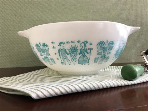 Vintage Pyrex Mixing Bowl, Amish Butterprint Pyrex, Cinderella Pyrex ...