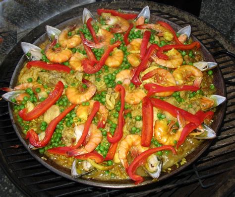 Paella recipe - Pure Adventures