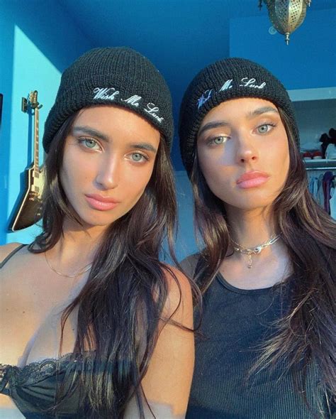 Instagram Crush: Twins Renee and Elisha Herbert (23 Photos) – Suburban Men