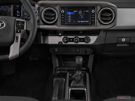 2018 Toyota Tacoma: 90 Interior Photos | U.S. News