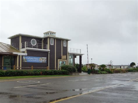 Church Farm Holiday Village, Pagham © Jeff Gogarty cc-by-sa/2.0 ...