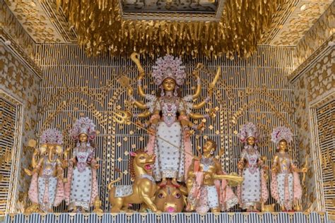 Durga Puja Pandal 2023 - Date, Photo & Decoration