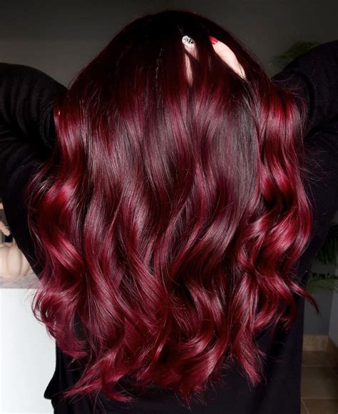 30 Posh Dark Red Hair Colors for the New Season - Hair Adviser