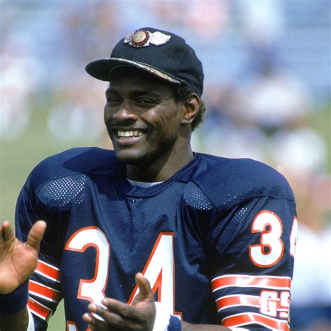 Walter Payton's Sweet NFL Career - Legacy.com