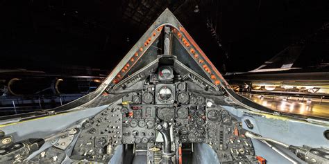 Inside cockpit of SR-71 Blackbird spy plane - Business Insider