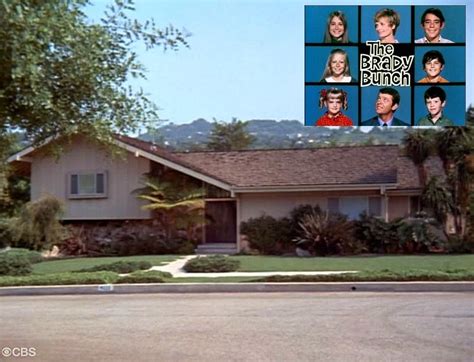 The Brady Bunch House: The Story Behind the Sets of a Classic Sitcom ...