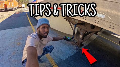 How The Landing Gear Works On A Trailer | For New Truck Drivers💯🧠 - YouTube