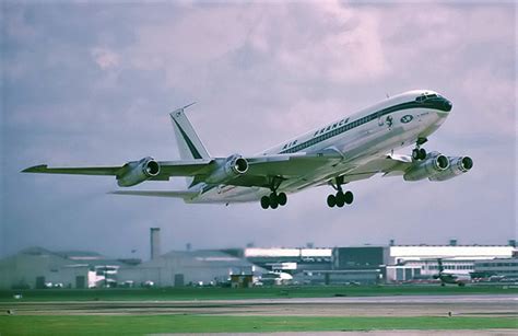 Boeing 707 History