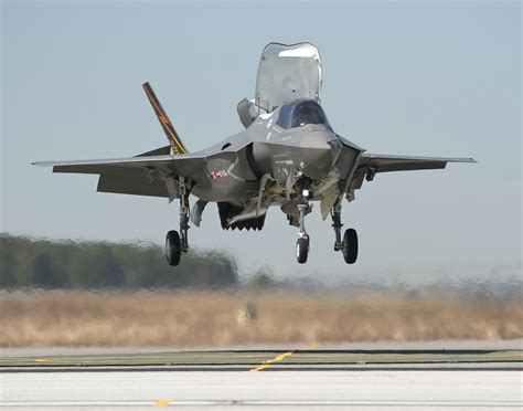 F 35 Raptor Vertical Take Off