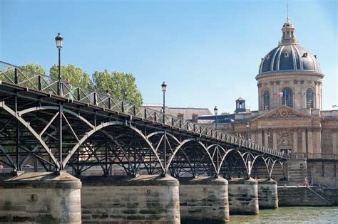 Pont des Arts, Paris | Tickets & Tours - 2024