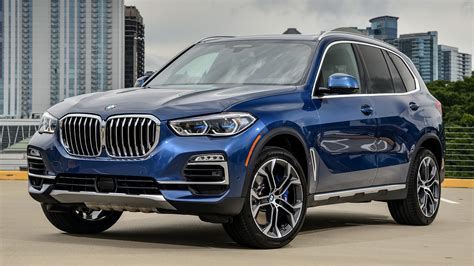 BMW X5 2020 xDrive 30d xLine Exterior Car Photos - Overdrive