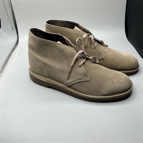 Clarks Men’s Chukka Suede Boot Size 10. Excellent... - Depop