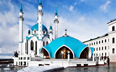 37 Most Stunning Mosques Around The World