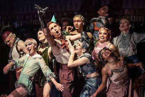 Award-Winning ‘Cabaret’ Revival Plans Spring Broadway Bow - The New ...