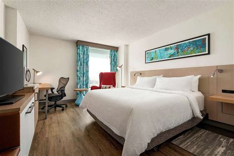 HILTON GARDEN INN SASKATOON DOWNTOWN $96 ($̶1̶2̶0̶) - Updated 2020 ...