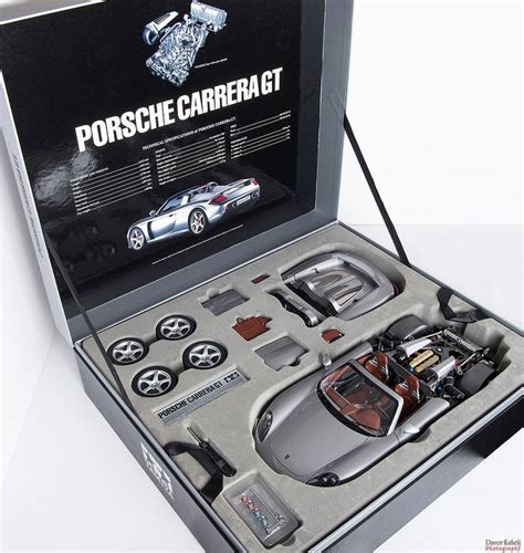 Tamiya Porsche Carrera GT 1/12 01 | Model cars collection, Porsche ...