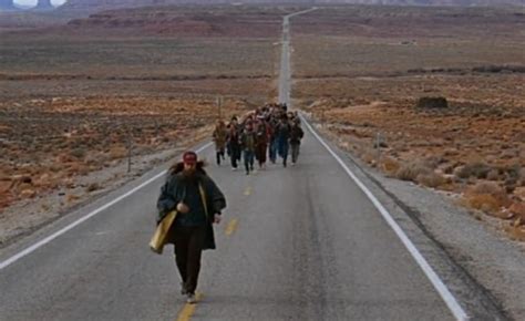 Tom Hanks Paid Out-Of-Pocket For The Iconic ‘Cross-Country Run’ Scene ...