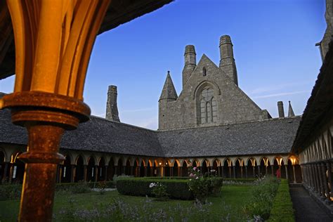 Mont St-Michel - Cloister at Night (1) | Mont Saint-Michel | Pictures ...