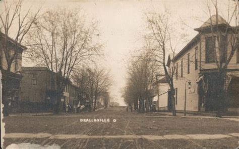 Street Scene Beallsville, OH Postcard