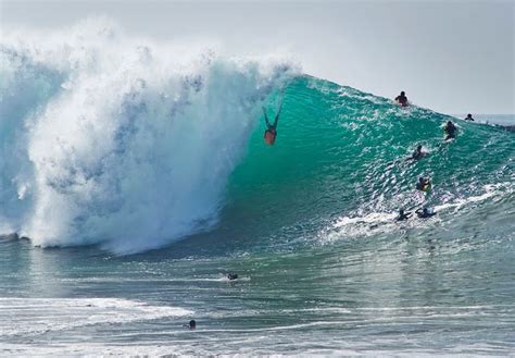 Big airdrop at The Wedge in Newport Beach, California. | Surfing ...