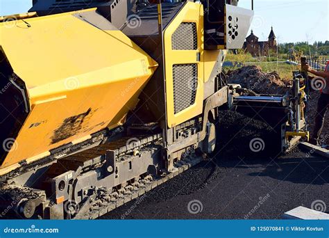 Asphalt Paving Asphalt Paver Stock Image - Image of mechanic, concrete ...