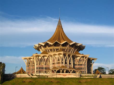 Sarawak state assembly building @ Sarawak River, Kuching | Flickr