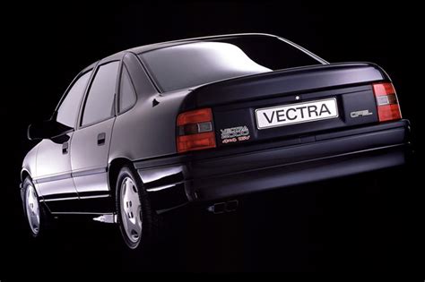 Historia Opel Vectra: aquella berlina que remplazó al Ascona ...