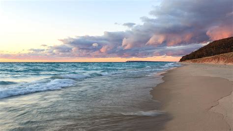 7 best Michigan beach towns to visit for a summer getaway - Tripadvisor