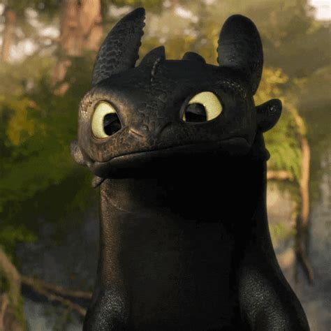 Toothless-eye-httyd GIFs - Get the best GIF on GIPHY