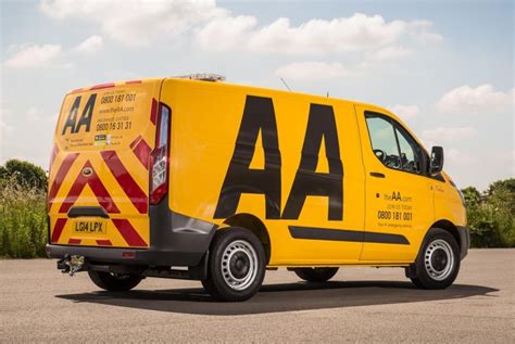 AA-Ford-Transit-Custom-rear | Car & Van MOT, Service and Repair | Golds ...