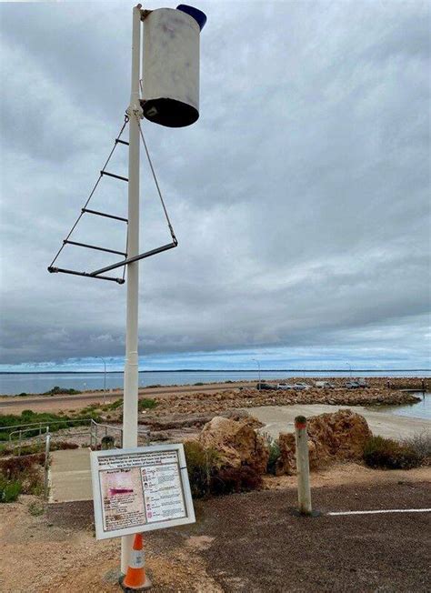 Crows Nest | Monument Australia