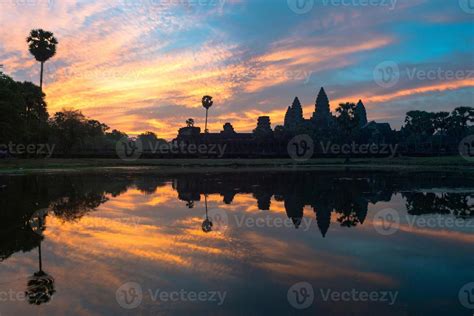 Angkor Wat at sunrise 1219486 Stock Photo at Vecteezy