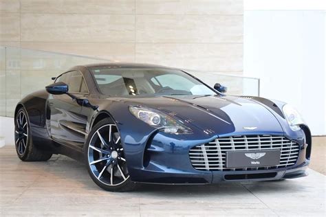 Aston Martin One 77 Blue