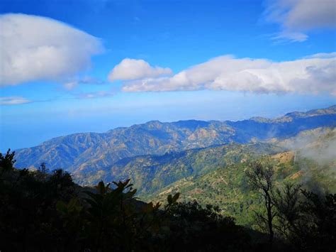 Hiking Blue Mountains, Jamaica: A Photo Essay - SkyAboveUs