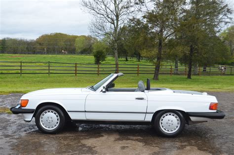 1989 Mercedes-Benz 560SL | Frazier Motorcar Company