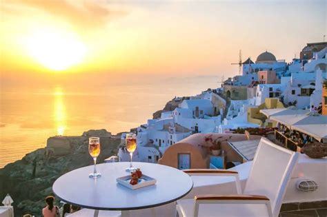 Santorini Hotels With Sunset Views