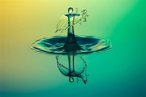 Water Drop Photography for Beginners: Fun Ideas & Tips