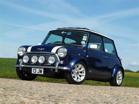 Black and White Garage - 2000 Rover Mini Cooper Sport S Works