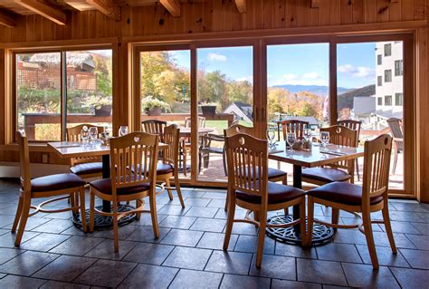 Best Restaurants in Lincoln, NH | Mountain Club at Loon