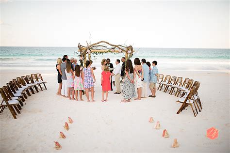 Pink Sands Harbour Island Destination Wedding » Lyndah Wells Photography