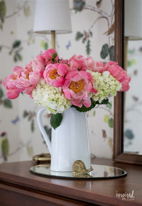 How to Create Beautiful Peony Arrangements